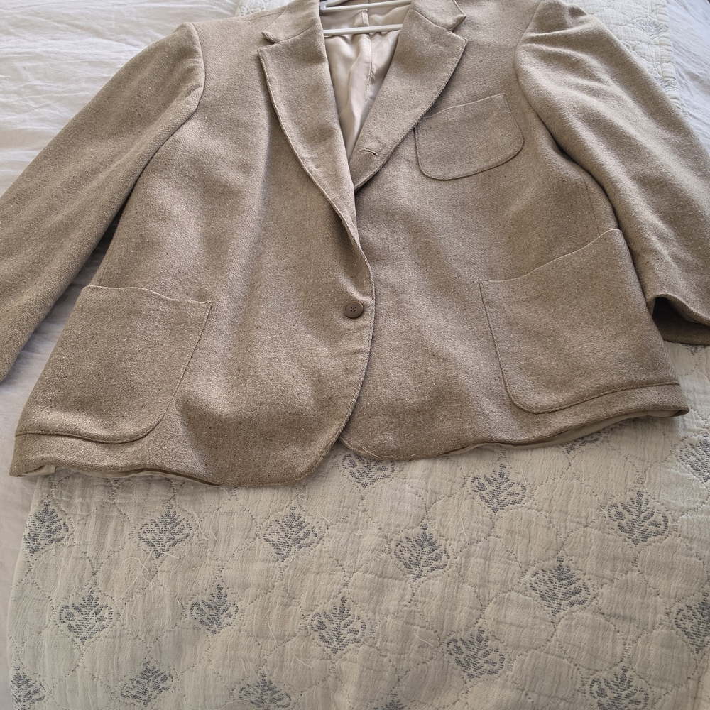 J. Crew Neutral Beige Single-Button Patch Pocket … - image 1